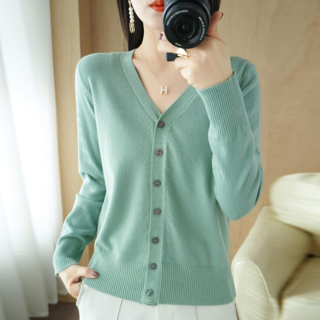 Autumn and Winter Cardigans, Women's Loose Plus Size Knitwear, Women's Tops, Long Sleeved Women's Sweaters