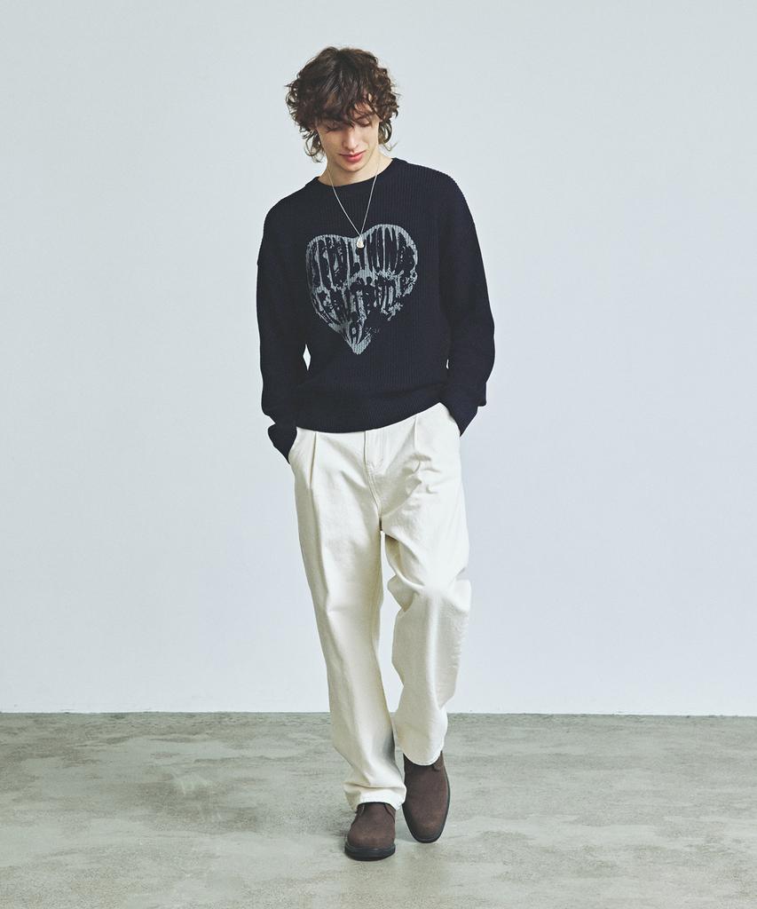 KNITTED Vintage Heart Round Knit Navy