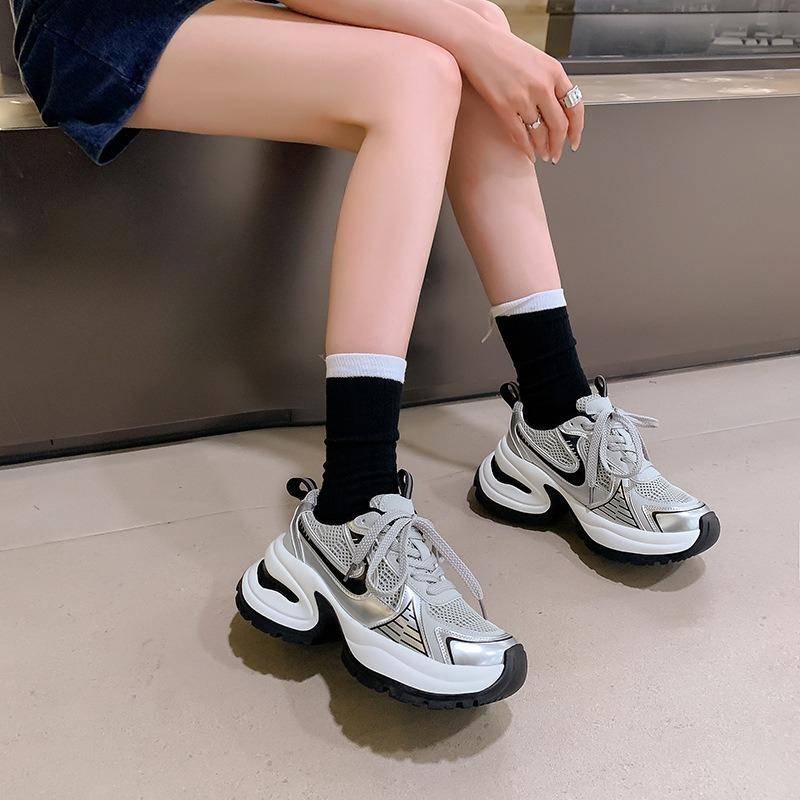 Strappy Casual Sports Shoes with Breathable Thick Sole and Elevated Platform - Women's Style