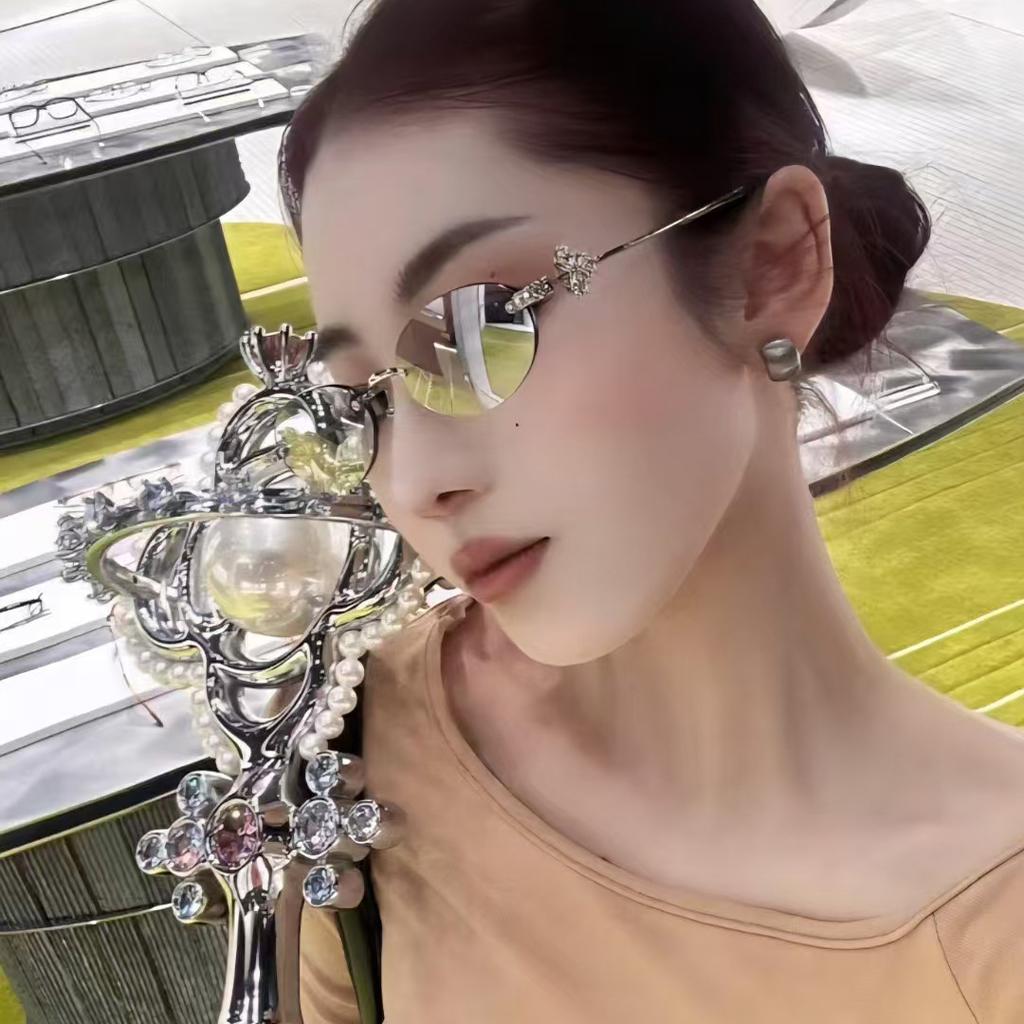Korean Fashion Women'S Sunglasses Oval Shape Rimless Anti-Glare Sun Glasses Women Rhinestone Decoration Female Sunglass