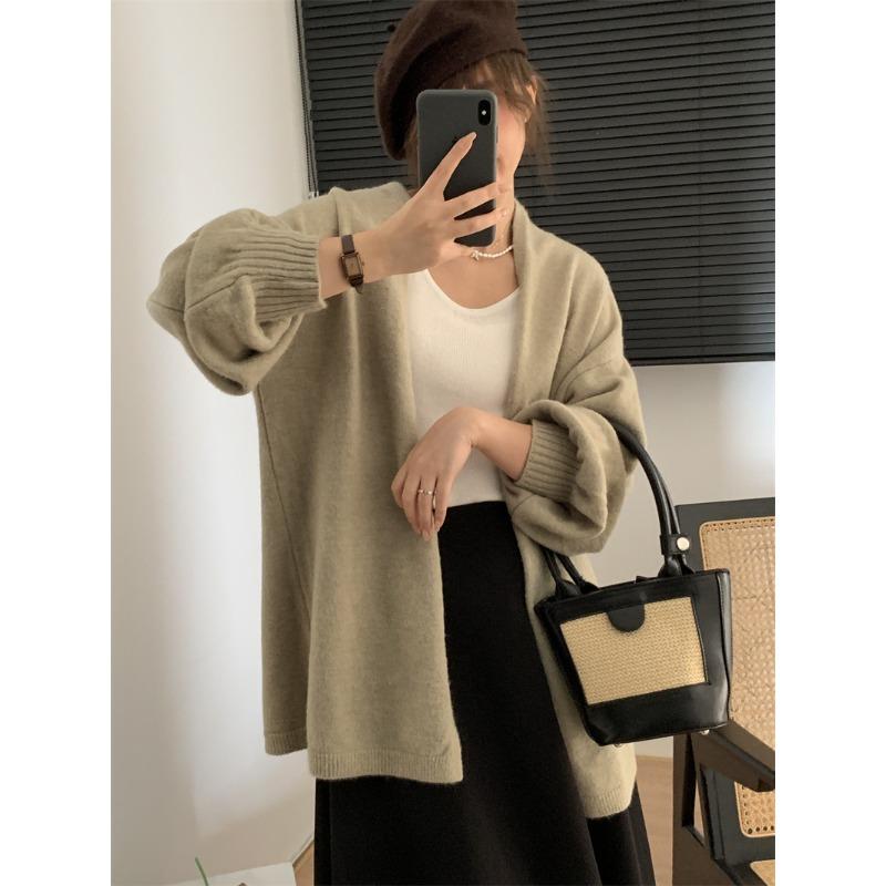 Autumn and Winter New Loose Lazy Wind Knitted Cardigan Women's Soft Waxy Versatile Gentle Temperament Sweater Jacket Top
