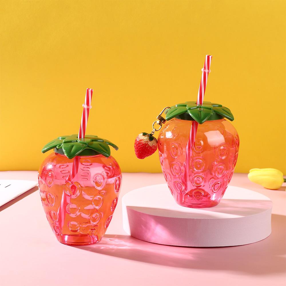 Lovely Tea Milk Coffee 500ml Cartoon Drinkware With Lid Strawberry Straw Cup Drinking Water Bottle