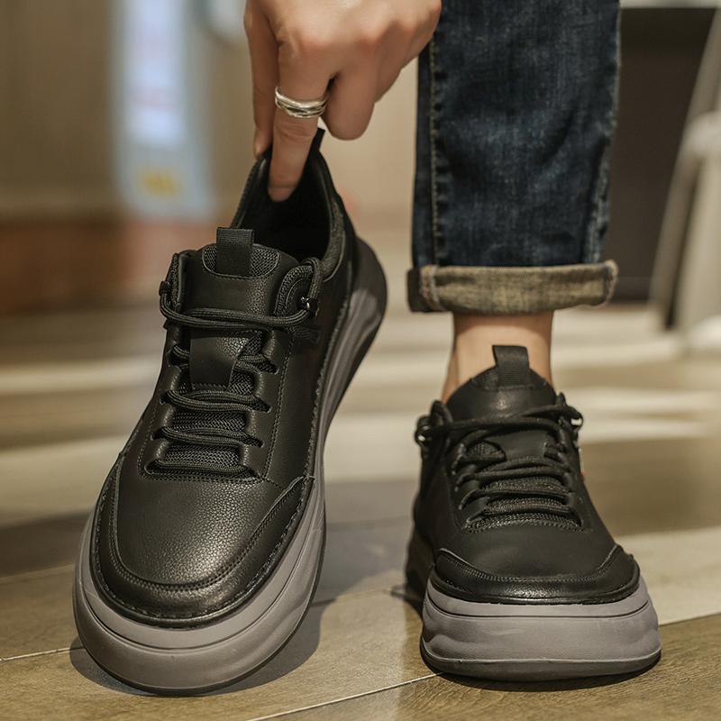 Fashion British Style 2024New Men Casual Leather Shoes Classic Handmade Flats Designer Outdoor Shoes Brand Lace-Up Antiskid Walking Shoe