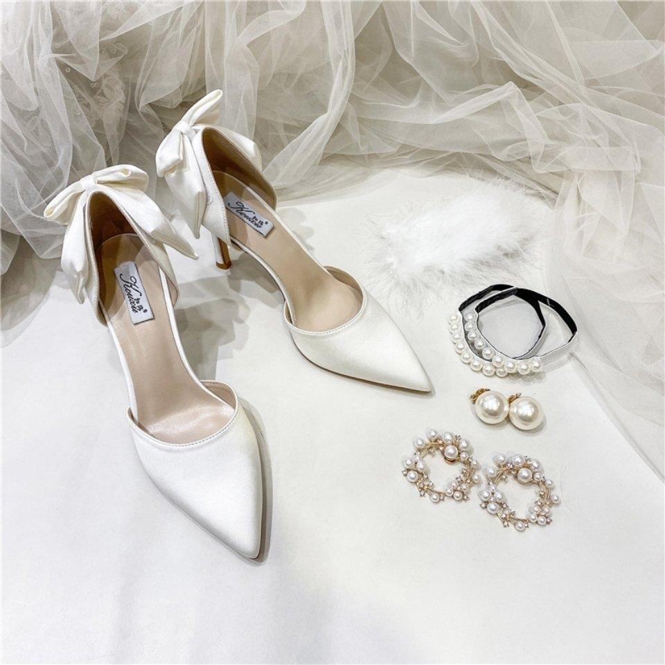 Fashion 2025 Pearl French Bow Bride, Pearl Design Sense Fashion Show, Niche High Heels, Wedding Shoes And Sandals
