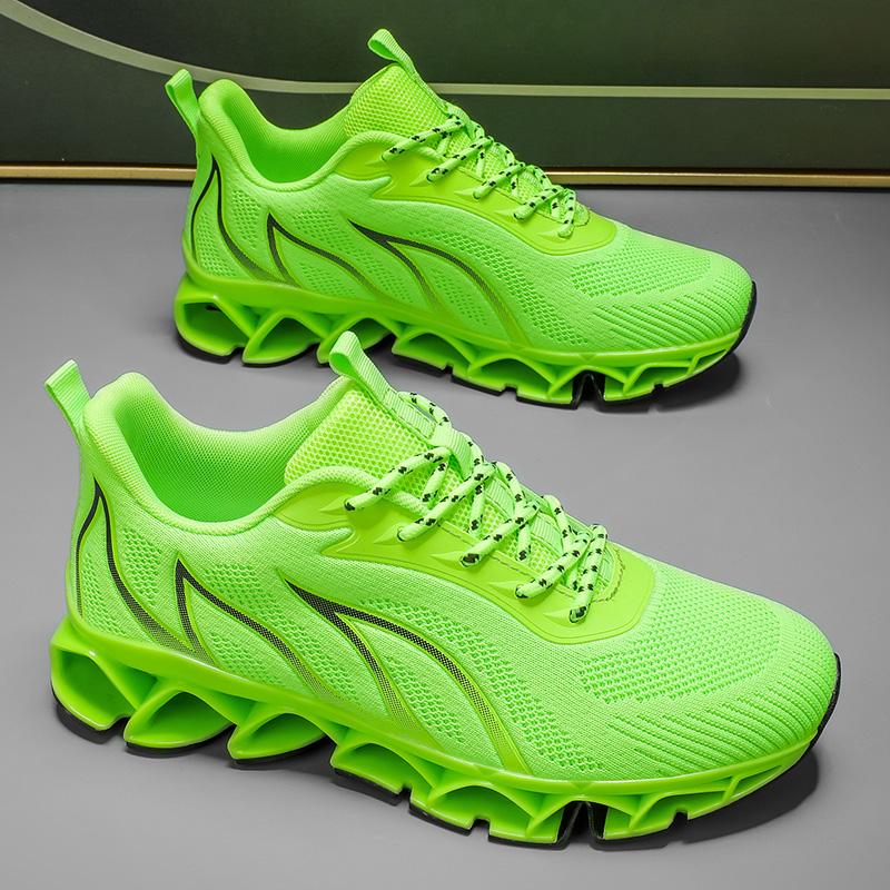 Fashion White Walking Sneakers Men Large Size 48 Sport Basketball Shoes For Men High Quality Street Style Shoes Male Sneakers