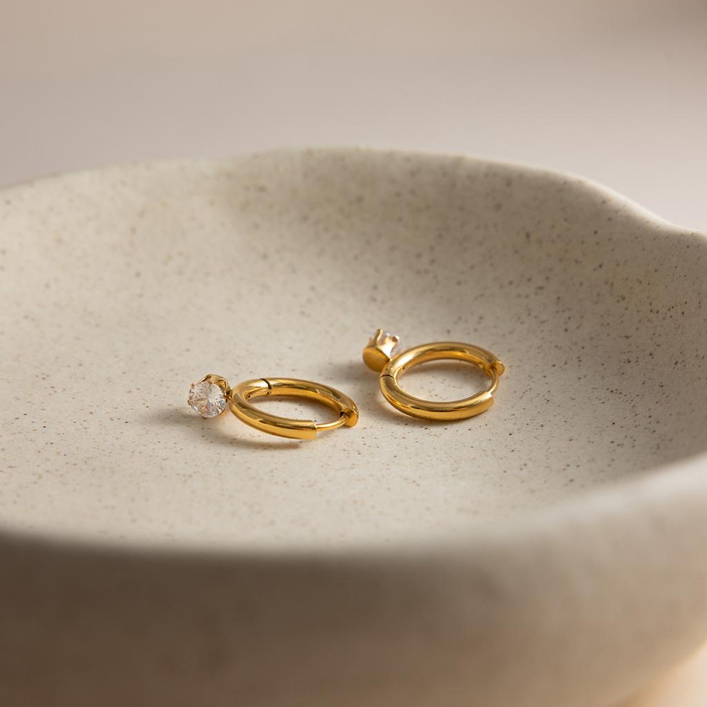 Stainless Steel Mini Zircon Hoop Earrings Minimalist Polished Metal Earclip CZ Ear Cuff 18K Gold Plated Fashion Jewelry 2026 New