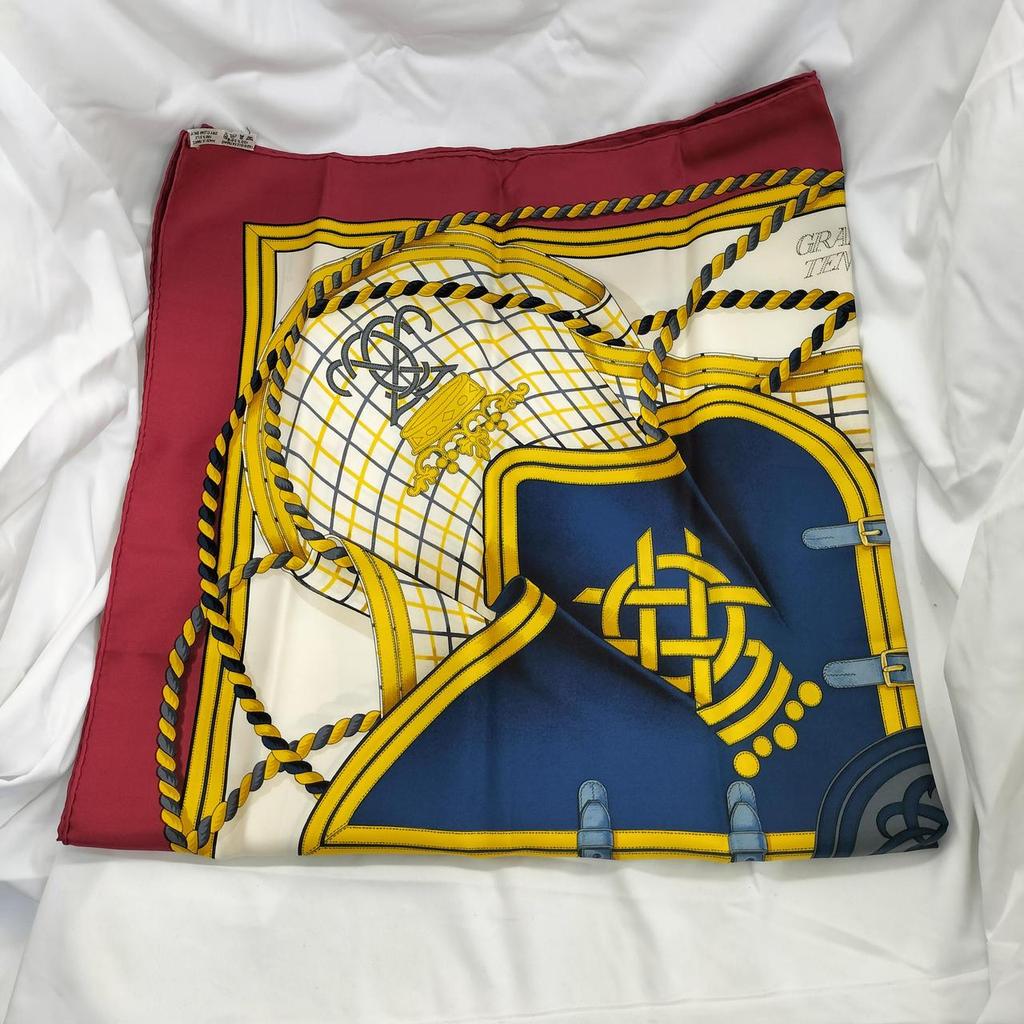 Used HERMES Scarf Carr 90