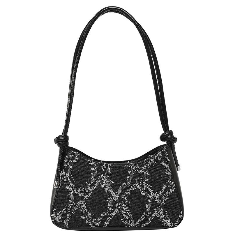 

Large capacity underarm bag women s new handbag niche diamond commuter shoulder messenger bag tide чёрный