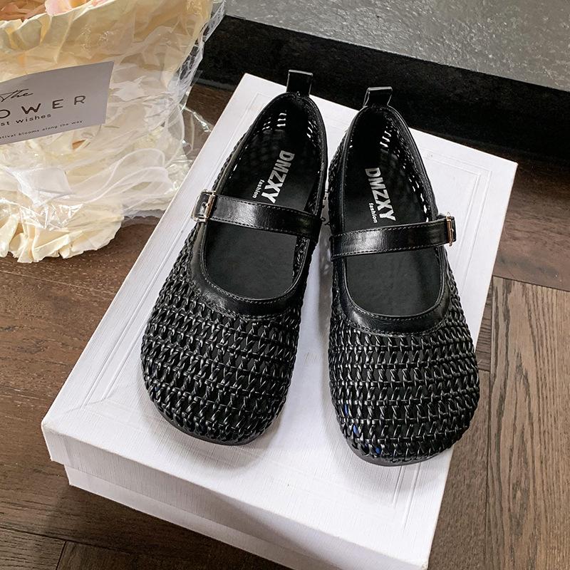 Compilation Hollow Breathable Word Belt Versatile Casual Single Shoes Women's 2025 New Summer Fashion Flat Mary Jane Shoes
