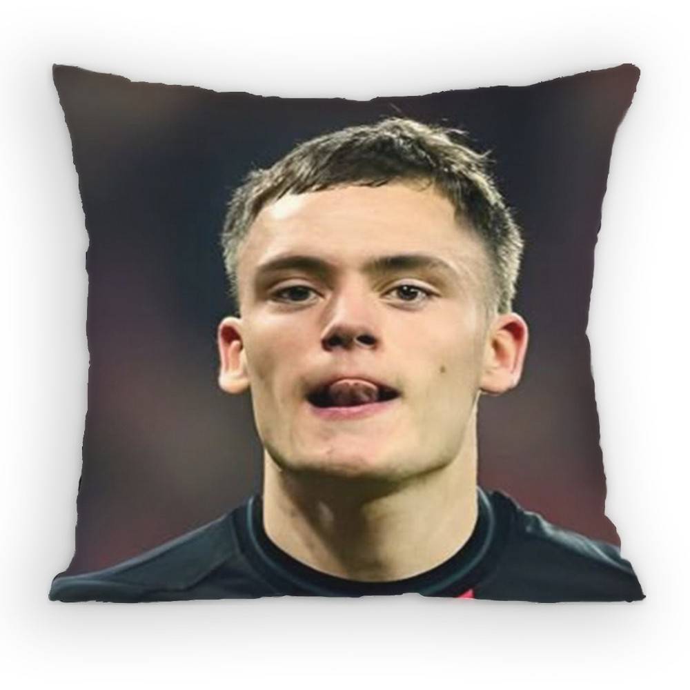 

Florian Footballers WWirtz Pillow Case Antidustmite Pillowcase Invisible zipper silky short plush Sofa cushion cover 30x30 cm