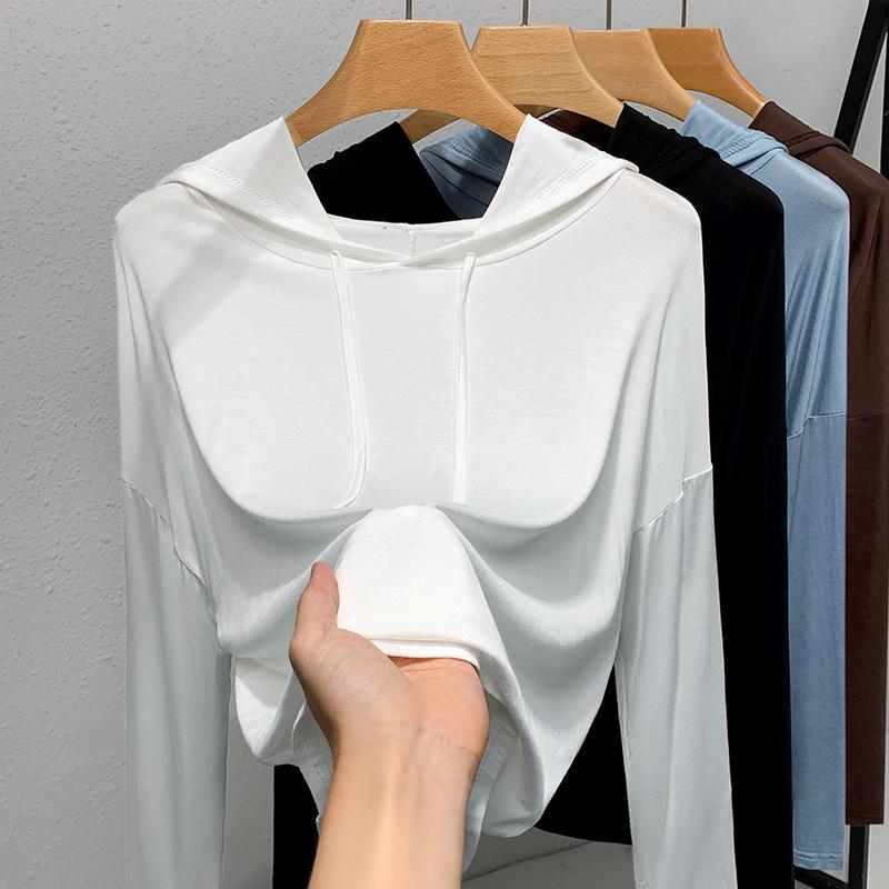 Hooded Black Sweatshirt Modal Base Blouse for Women In Autumn and Winter Latest Comfortable Fit Short Everyday Jacket