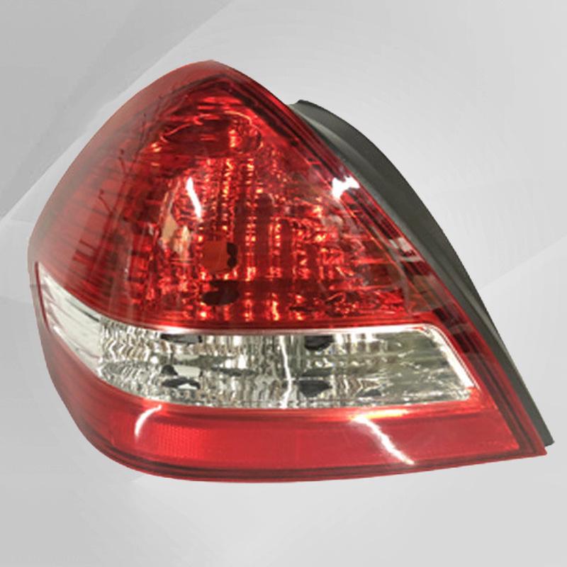 Fits Yida 05-07 Rear Taillight Brake Light Shell 3-Box Half Assembly