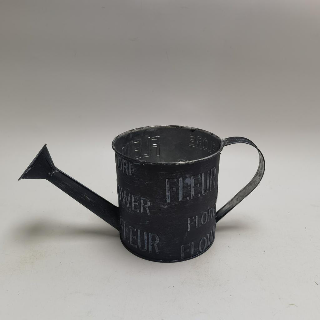 Retro Iron Plate Small Iron Bucket Literary Decoration Flower Arrangement Shooting with Iron Pot Printing Letters Iron Plate Water Bottle