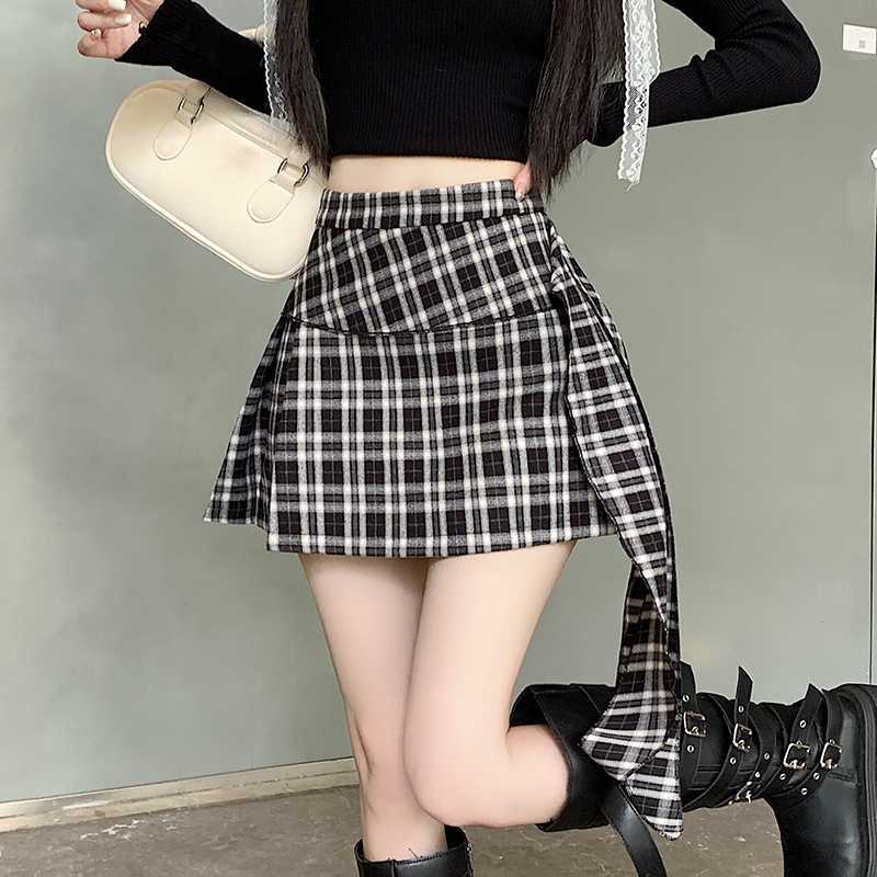 Trendy High Waist Brown Plaid Pleated Mini Skirt Comfort Regular Waist Skirt High Waist Plaid Pleated Skirt Preppy Style Bow Skirt