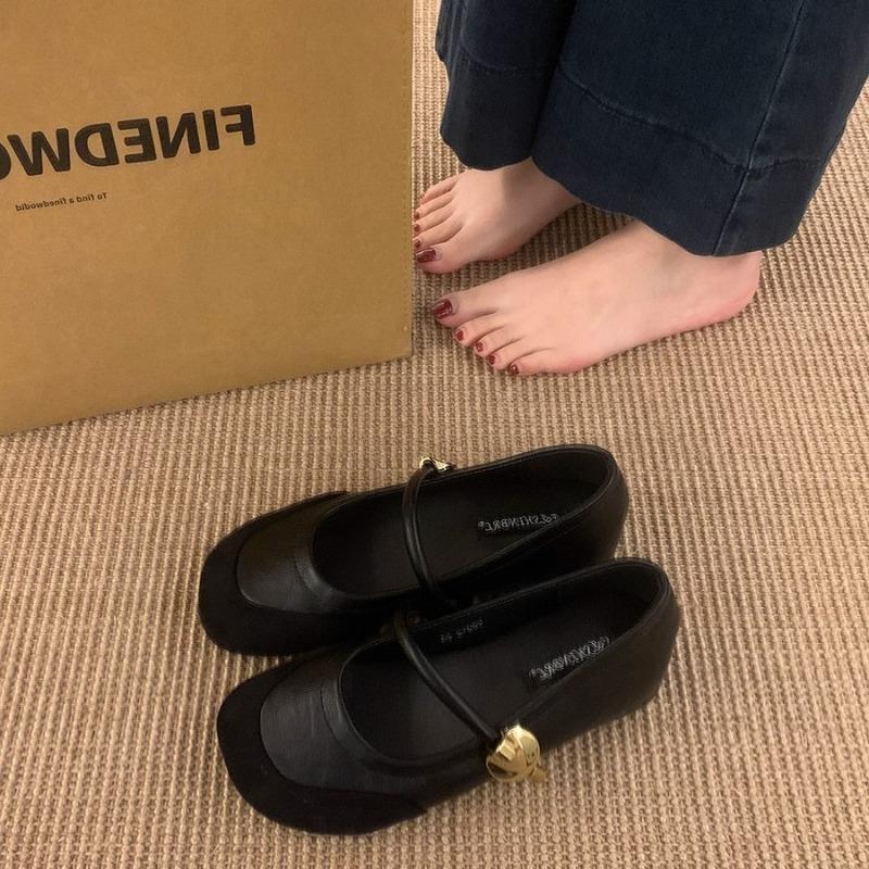 Spring and Autumn New Silver Inner Height Increase Mary Jane Shoes Round Head Light Mouth Word with Commuting Single Shoes Women's Shoes