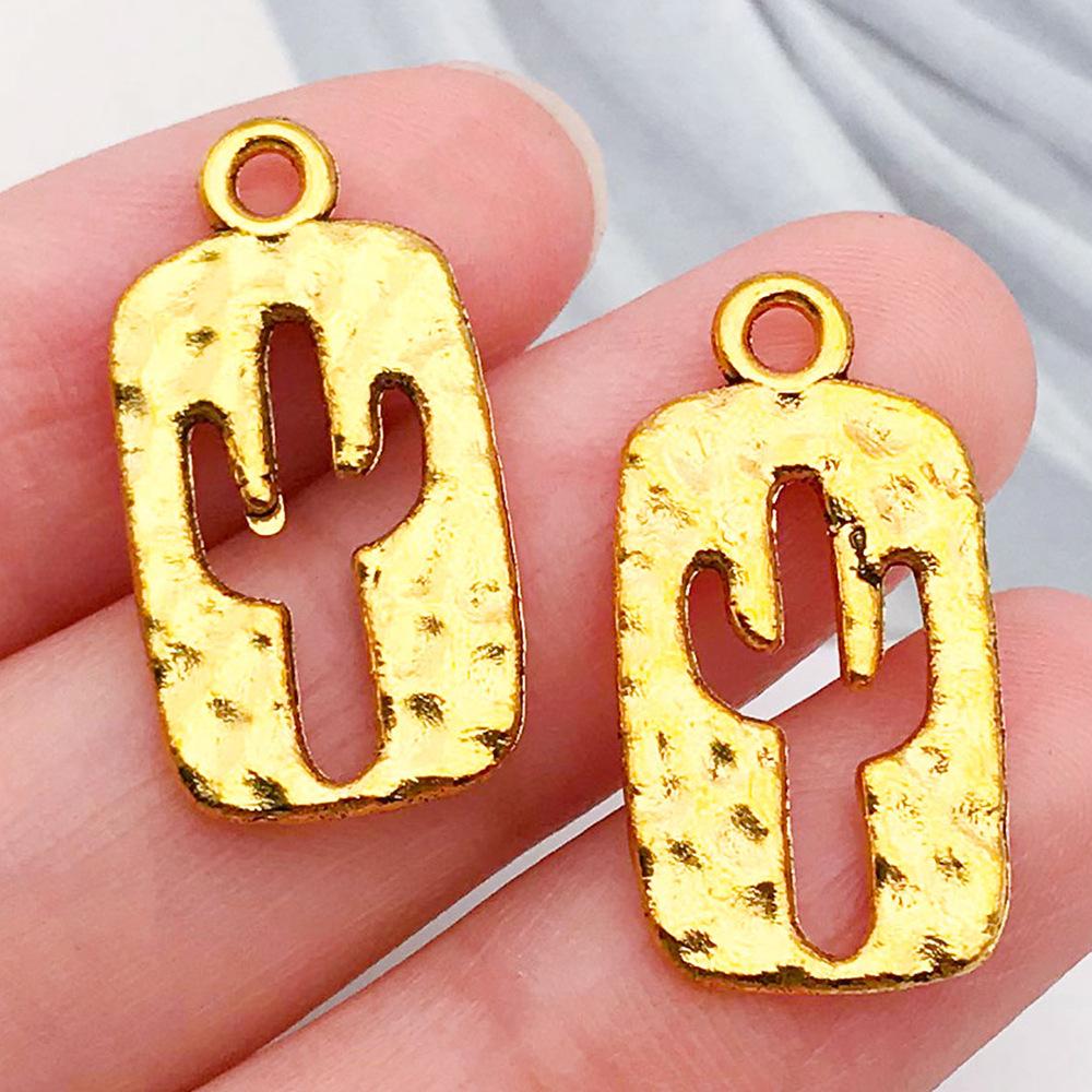 Cross-border Cowboy Western Bracelet: Horseshoe, Hat, Cactus Alloy Pendants for DIY Jewelry.