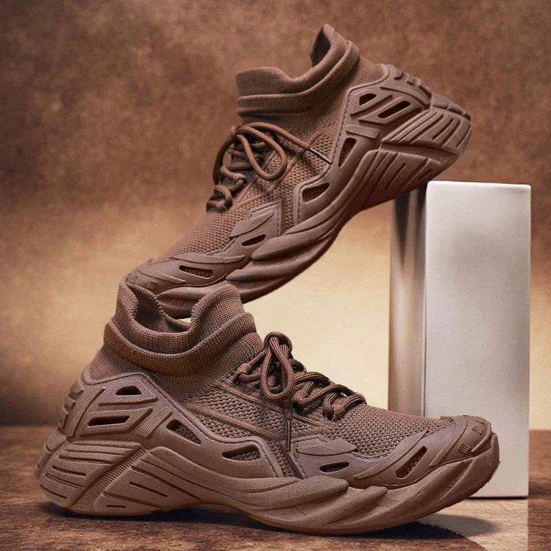 Summer new men's lightweight running shoes octopus socks shoes mecha shoes sports mesh breathable fly-woven men's shoes