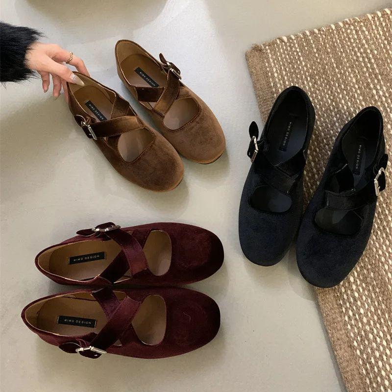 Fashion IPPEUM Women Mary Janes Shoes Ballet Flats Buckle Red Dress Ballerinas Zapatos Mujer