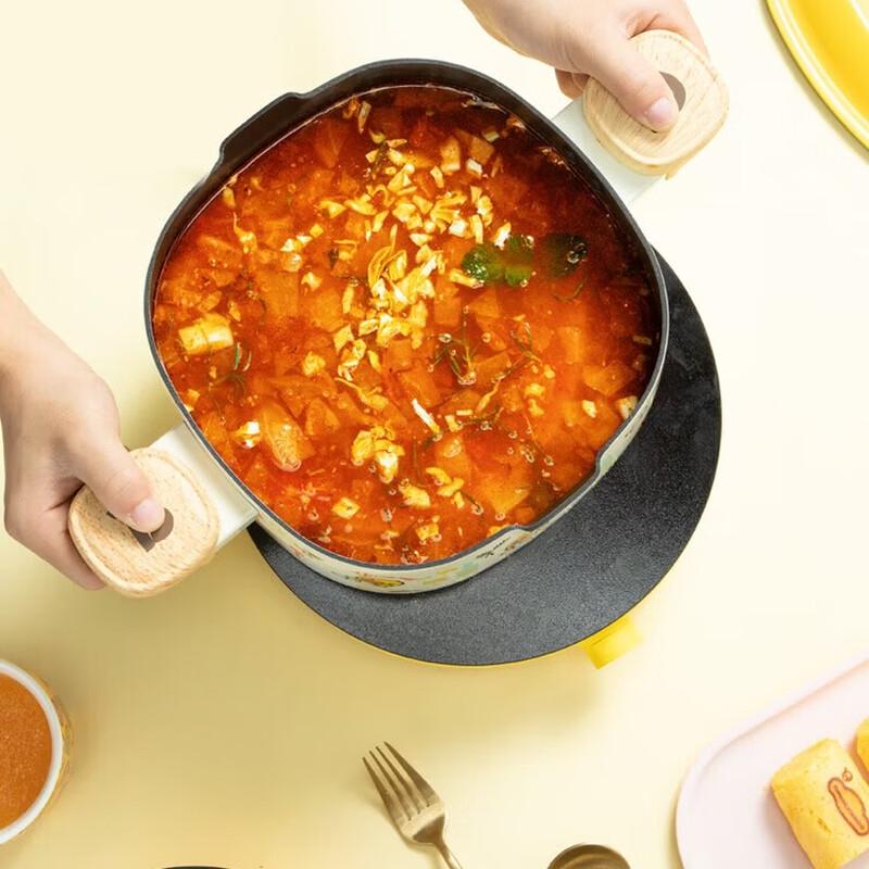 COOKER KING Little Yellow Duck Non-stick Soup Pot