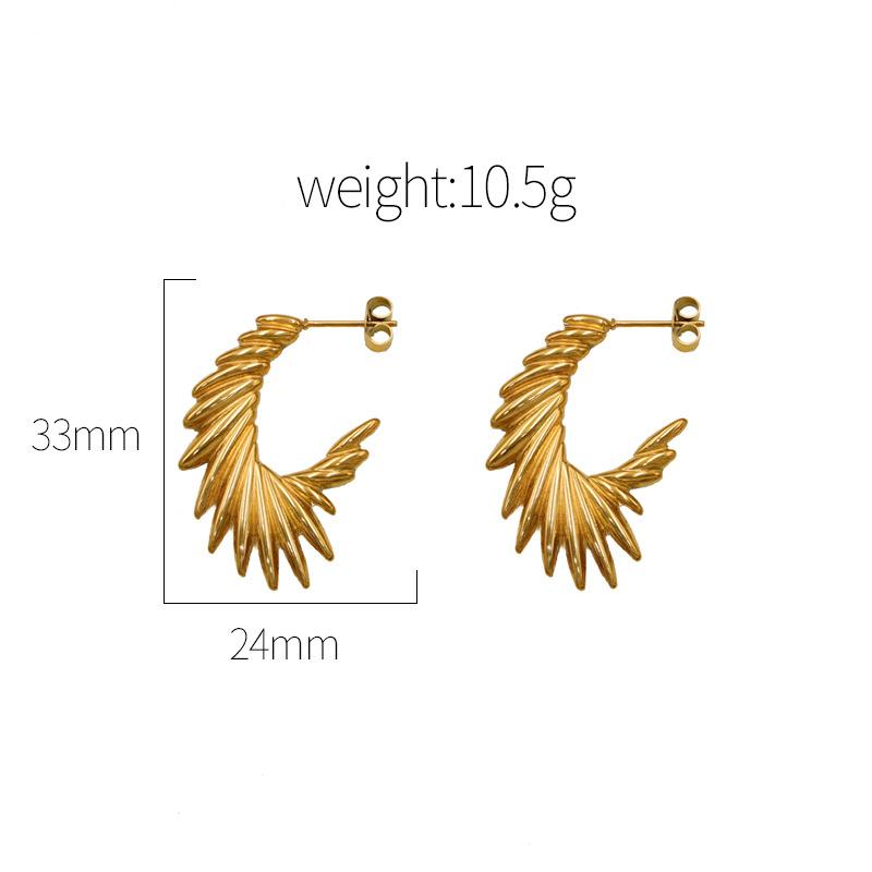 Personality Exaggerated Feather Wings Girls Earrings Fashionable Retro, Plated 18K Real Gold Titanium Steel Earrings