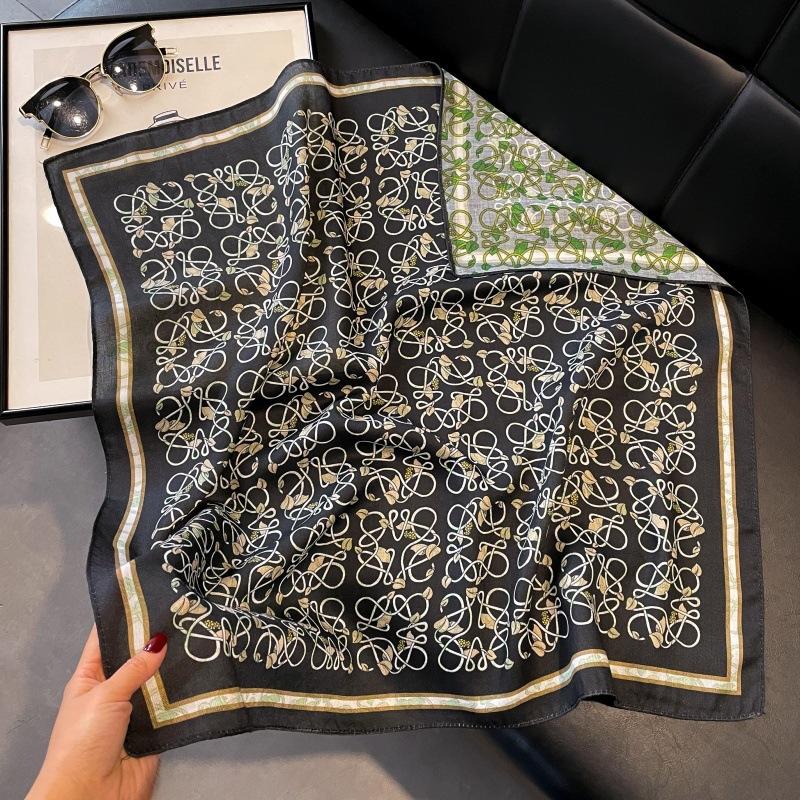 

70*70cm Double-sided Printing Square Head and Neck Scarf, Multipurpose Hair Wrap, Sleeping Wraps Bandana For Women, cotton and linen touch feeling 70x70cm