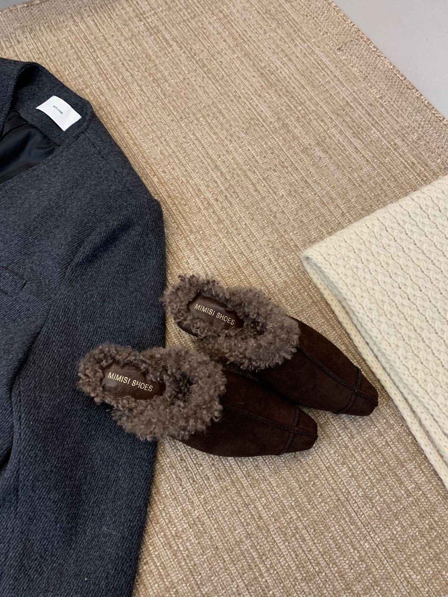 

Баотоу полутапочки женская обувь для улицы 2025 осень и зима новинка бархатные туфли-мельницы 39