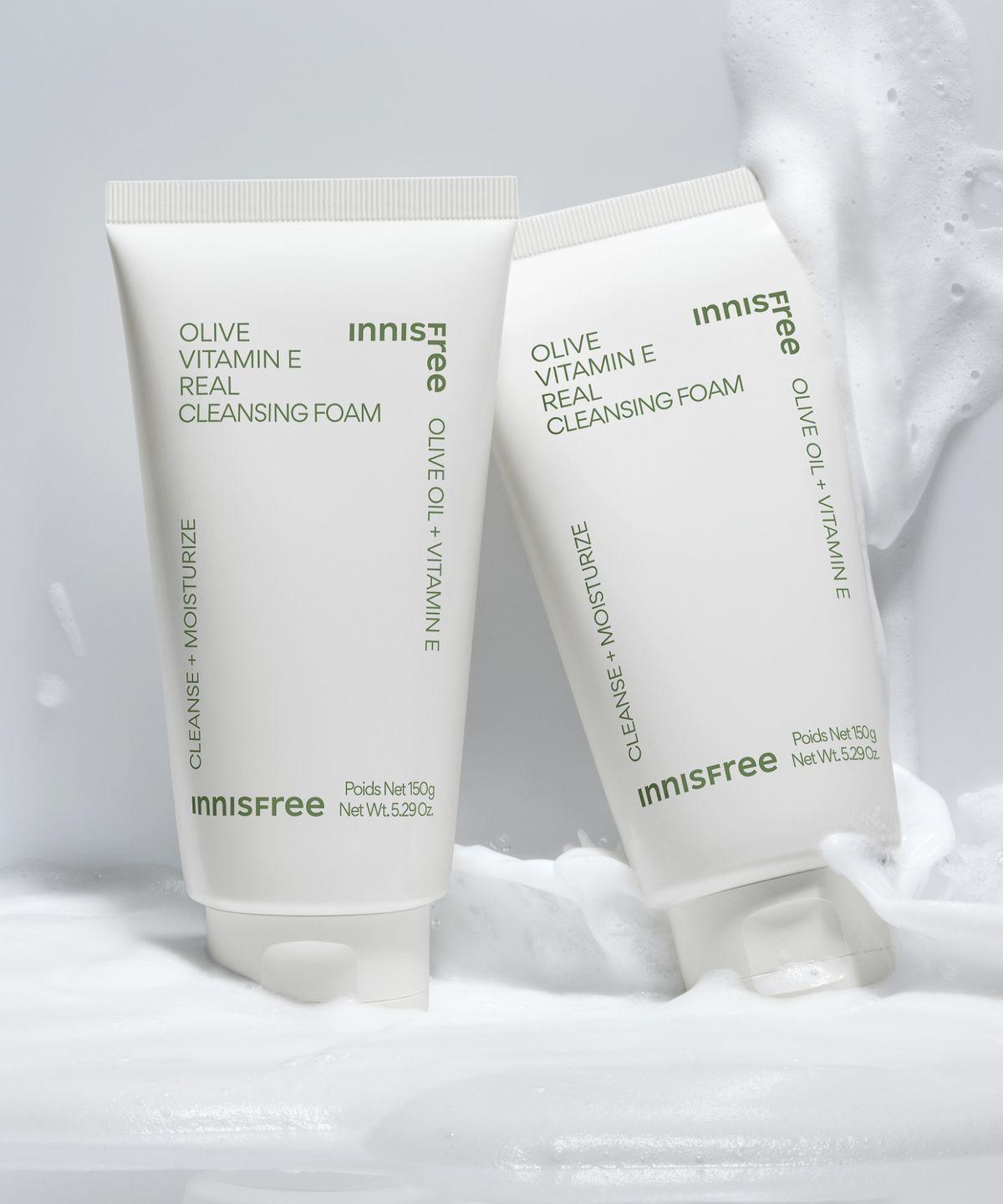 Оливковая пенка для умывания с витамином Е Real Cleansing Foam 150 г 2 шт.