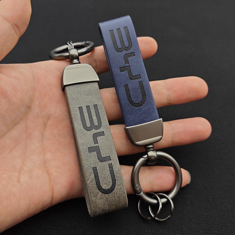 2025 Luxury Leather Car Keychain Logo BYD Key Rings Best Gift For BYD ATTO 3 SEAL U DOLPHIN U8 U9 HAN TANG Auto Accessories