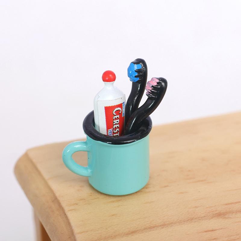 1/12 Dollhouse Simulation Toothpaste Toothbrush Cup Set Dollhouse Mini Bathroom Decoration Dolls House Furniture Accessories