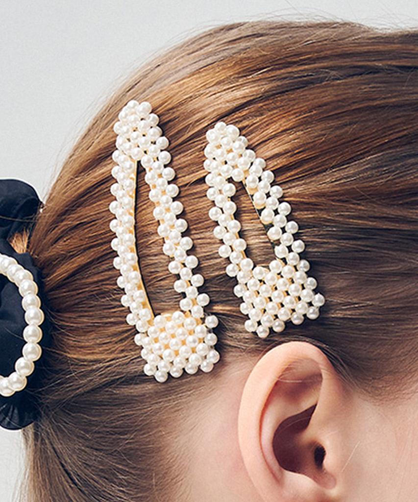 Dana Burton Pearl Cluster Snap Clip