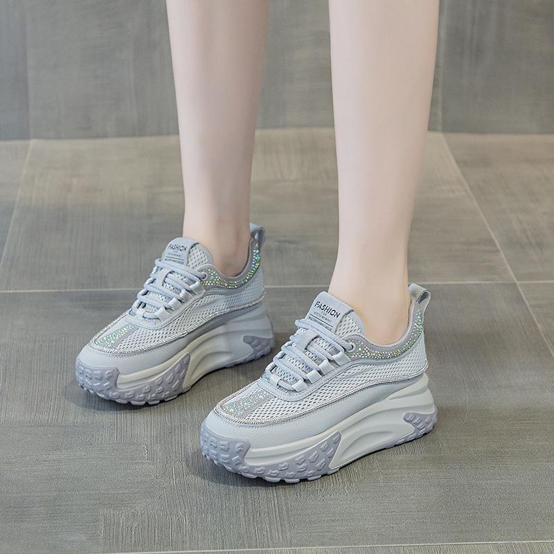 

Дышащие сетчатые кроссовки для папы со стразами на толстой подошве белого цвета для женщин 37 серый