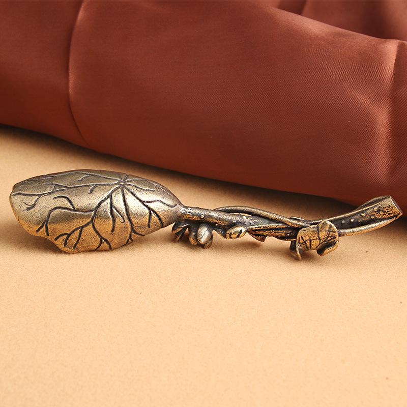 Brass Distressed Seedpod Lotus Leaf Tea Shovel Ornaments Kombucha Spoon Antique Collectible Artsy Object Old Bronze Factor