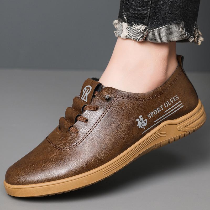 Large size men's shoes four seasons new men's shoes casual one-pedal breathable fashion soft sole round head men's leather driving shoes