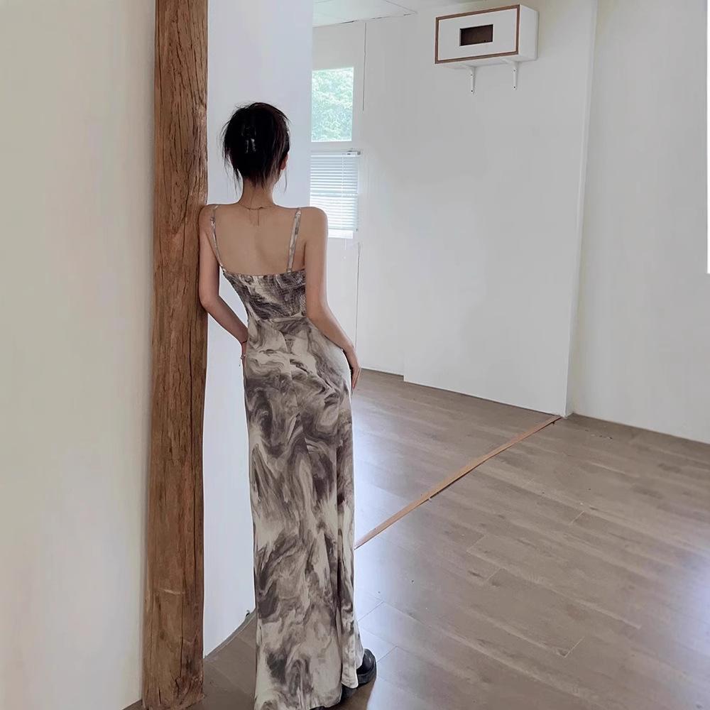 Coffee Break French Suspender Dress Children's Summer 2026 Waist Backless High-end Oil Painting Temperament Vacation Dress