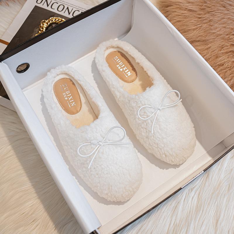 

Женские пушистые зимние тапочки: Носок-бант, Плоская подошва, Плюс бархат - Размеры 41-43 39 белый