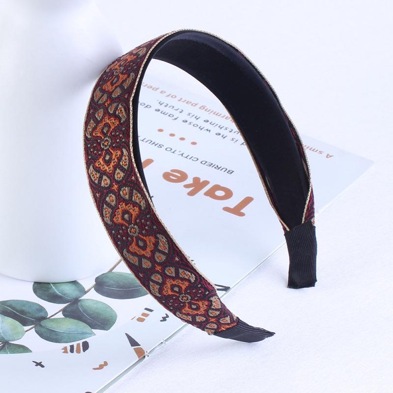 Exquisite Ethnic Embroidery Hair Clip Headband - Non-Slip, High-End, Spring & Autumn Style for Women