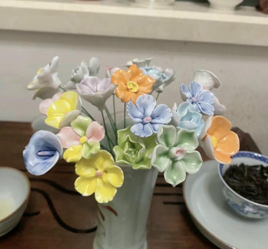 Handmade High-Temperature Ceramic Flower Bouquet Ornament