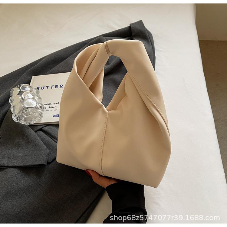 Lazy wind casual cloud bag commuter style women's bag 2025 spring and summer new trend personality simple handbag bag for women