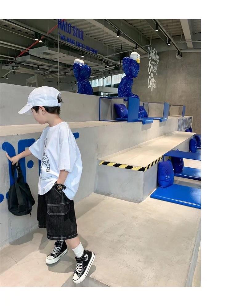 Kinder Freizeit Kurzarm T-Shirt: Sommer-Top für Jungen im koreanischen Stil mit Rundhalsausschnitt