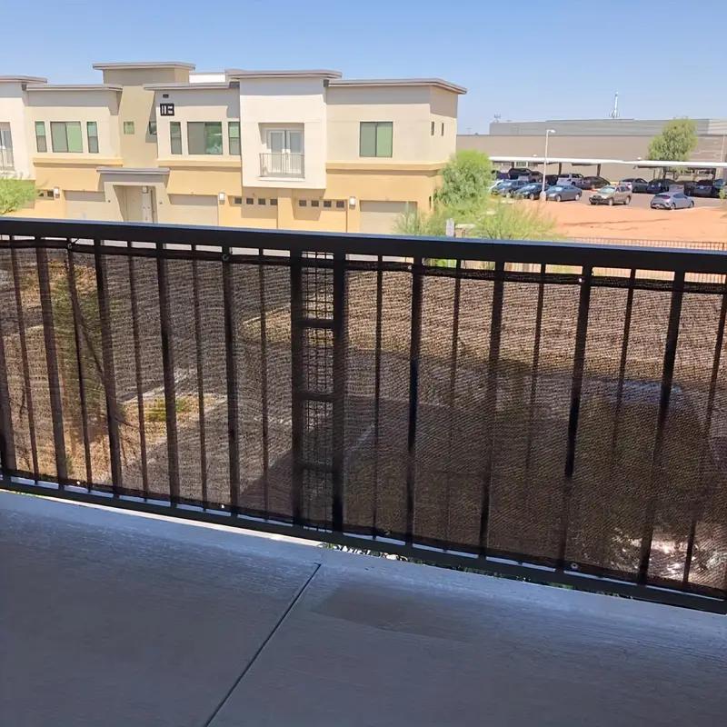 UV Resistant Outdoor Sunshade with Breathable PE Fabric on The Side Walls Suitable for Sun Shading in Terraces Gardens