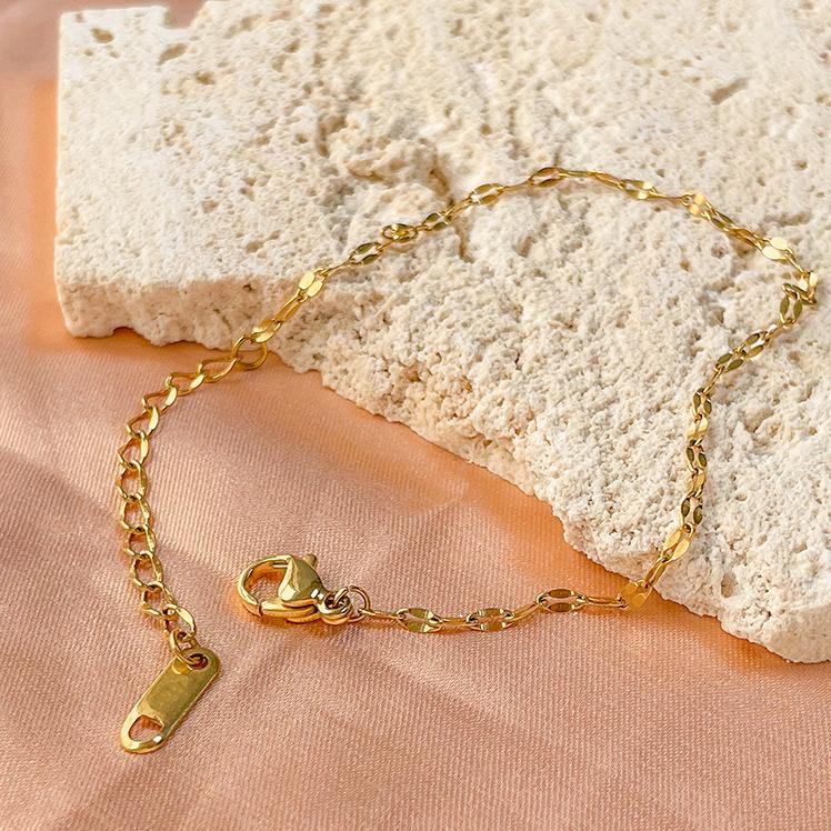 Recommended Classic Titanium Steel Gold-Plated Rose Gold Bracelet, Versatile Daily Temperament Thin Bracelet Women Do Not Fade