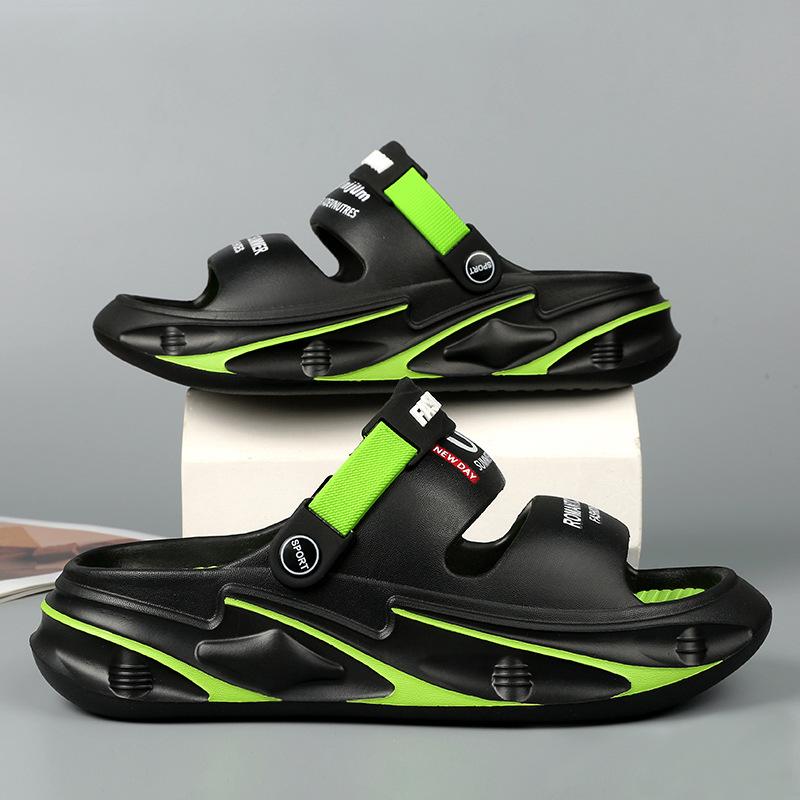 Men's Sandals Outdoor Slippers Beach Comfortable Slides Soft Clogs Men Casual Shoes Water Shoes Men Women Beach Sandals