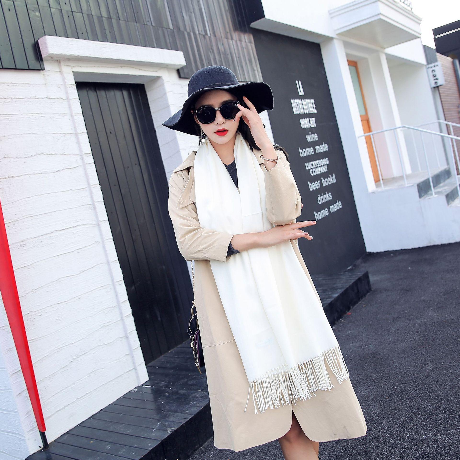 

2026 Осень и Зима Новый Стиль Роскошный Кашемировый Женский Шарф Клетчатая Накидка Оперное Кейп Накидки Женский Типпет Бандана Шарфы Головной Платок 70x200cm