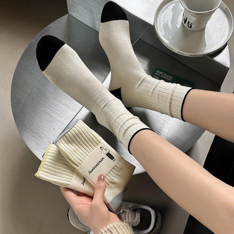 Women's Vertical Stripe Colour Collision Mid-calf Socks Sports Long Stacked Socks Spring and Autumn Socks for Women