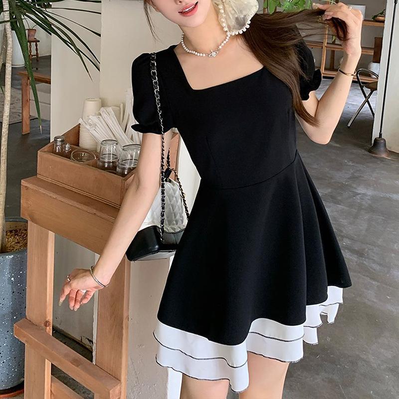 French Audrey Hepburn-Style Dress Square-Neck Waist-Cinching Little Black Dress Color-Block Paneled Skirt