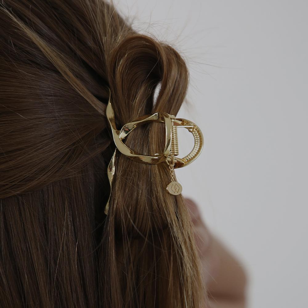 Dieuamour Golden Wave Mini Hair Clip Claw Pin