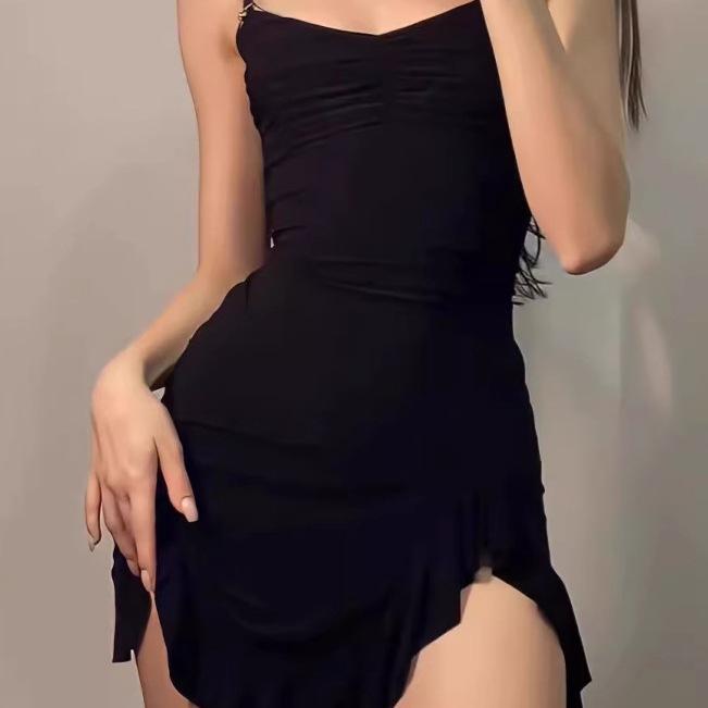 2026 European and American Summer and Autumn New Beautiful Style Retro Black Trend Floral Slit Sexy Suspender Dress