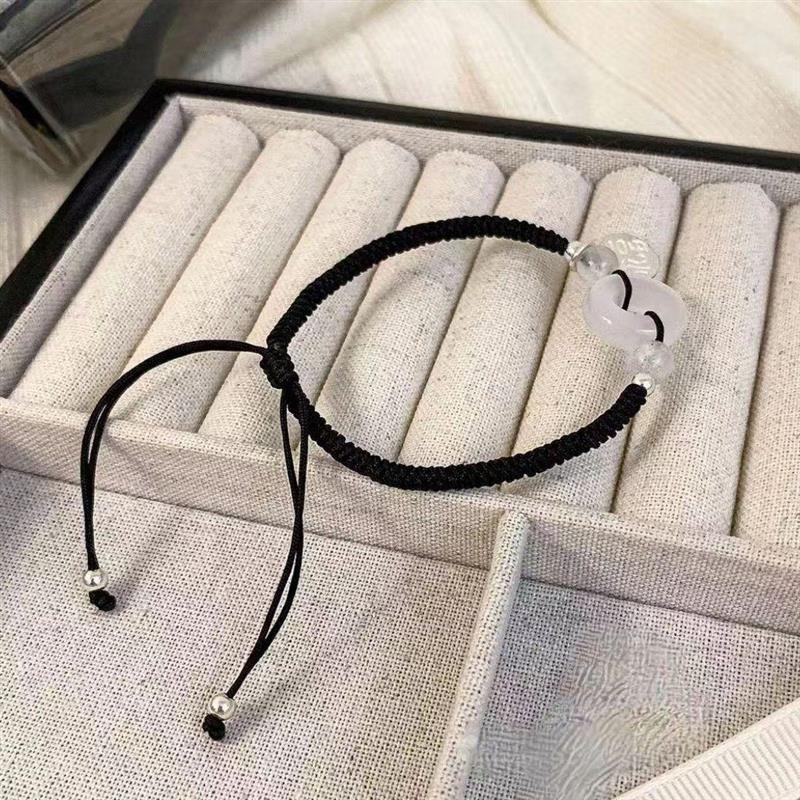 

Молодежный Пряжка в новом китайском стиле Ремень для переноски Благословение Открытка Плетеный красный шнурок Китайский древний стиль Пара Национальный стиль Безопасный и счастливый браслет Ping An buckle woven lucky hand rope [black]]