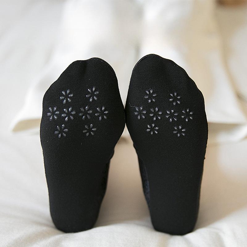 Ship Socks, Thin, Lace Women's Invisible Socks, Sweat Absorbing, Casual Socks, Breathable and Antibacterial, Odor Proof and Slip Resistant, Socks