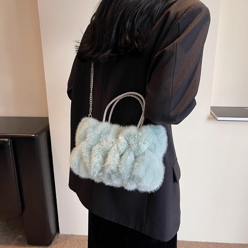 Charming Plush Bucket Bag For Women 2023 New Autumn Winter Chain Shoulder Bag зелёный